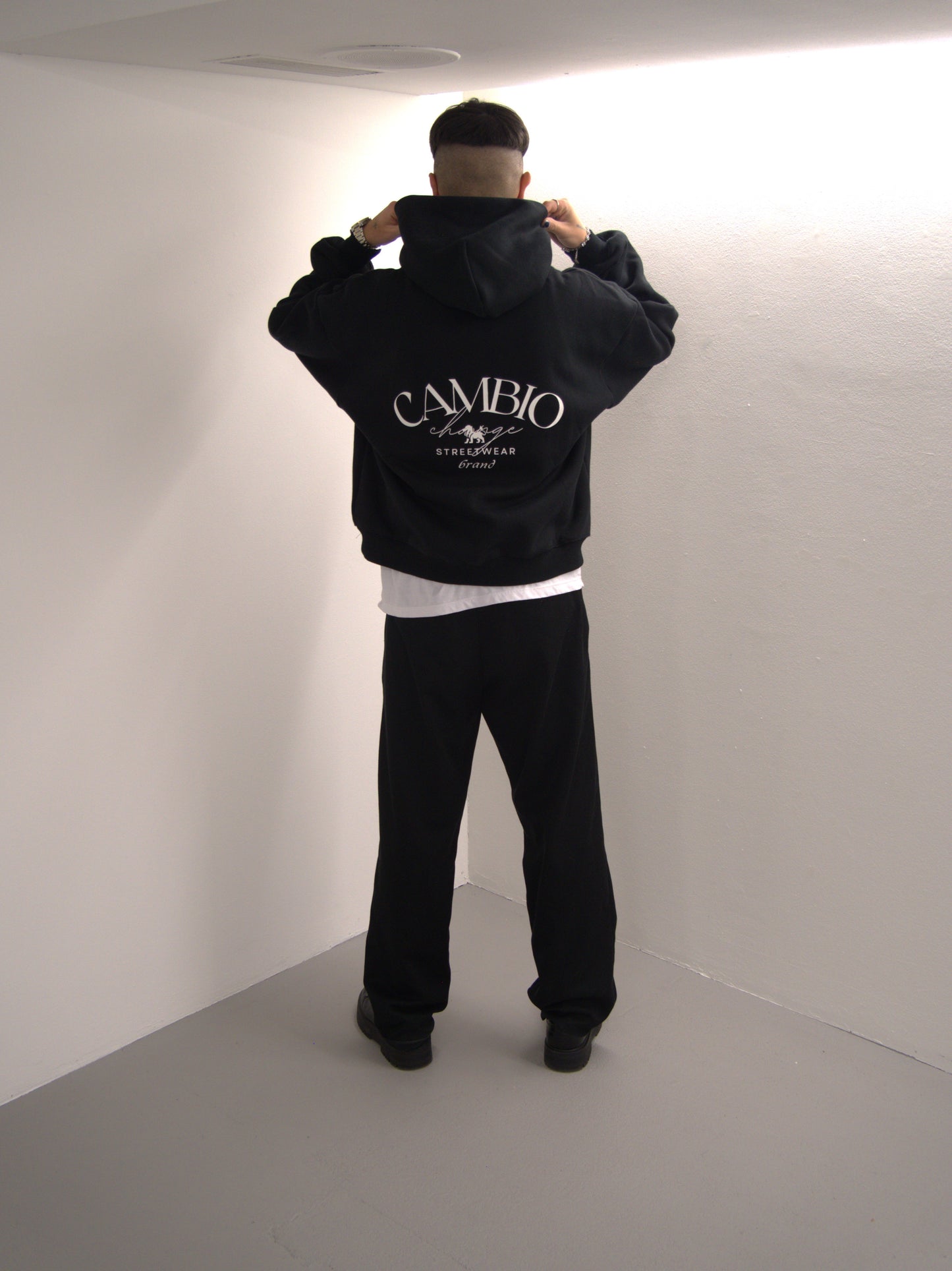 Black Heavywheight Hoodie